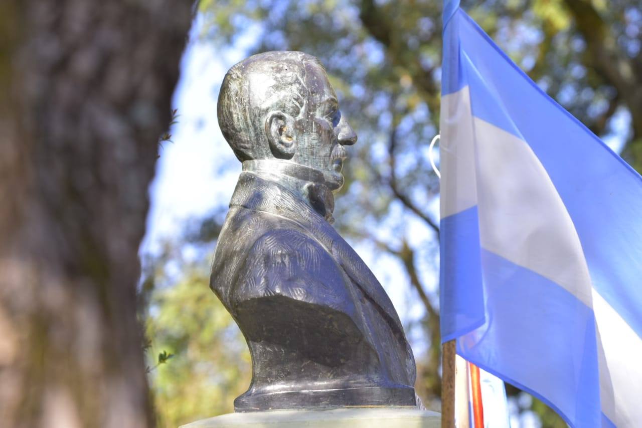 Acto de recordación por el 171° aniversario del fallecimiento del Gral. San Martín