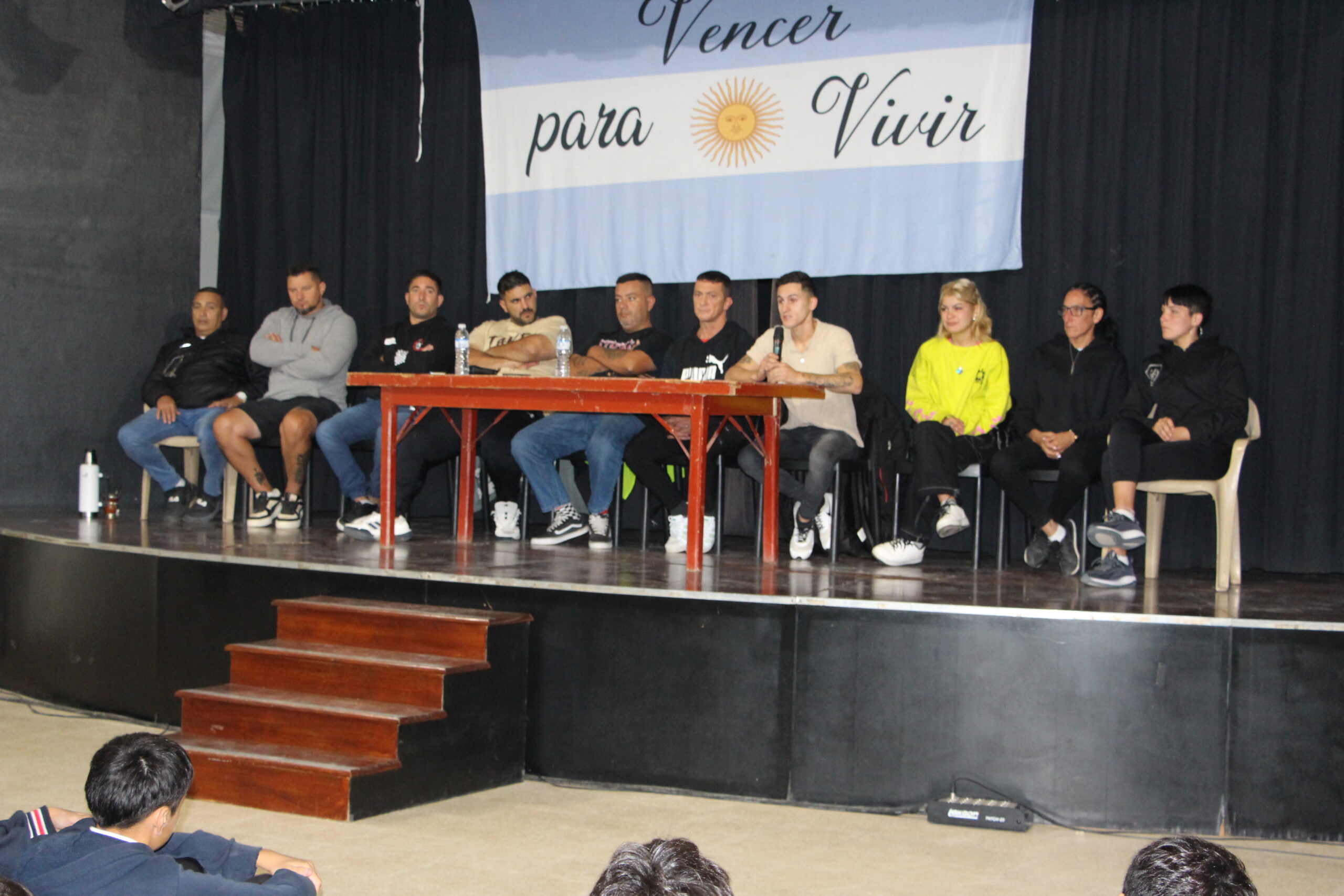 Se concretan las charlas sobre prevención y atención de las adicciones en Villa Elisa