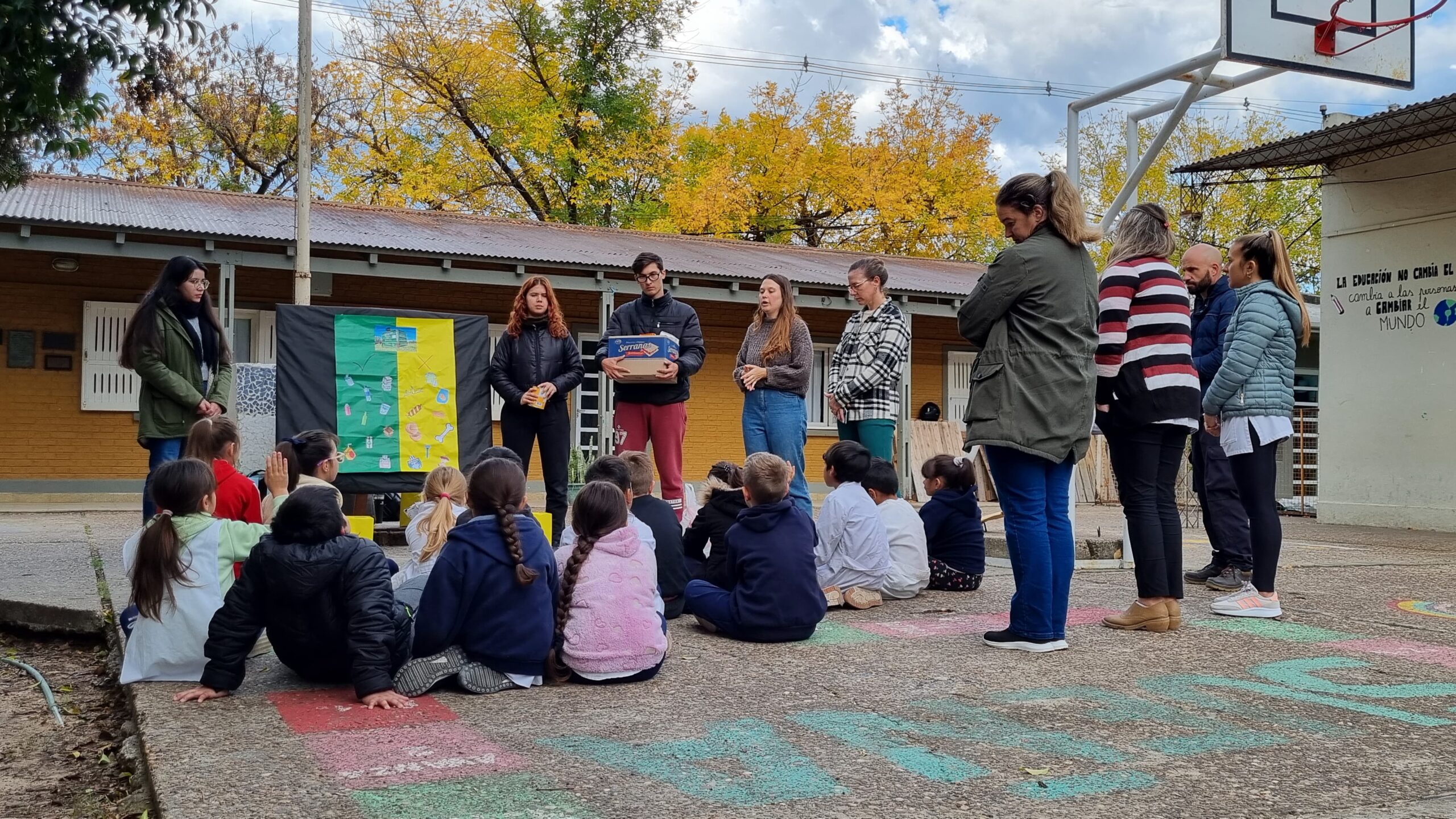 Avanza en escuelas de Villa Elisa la campaña de Educación Ambiental