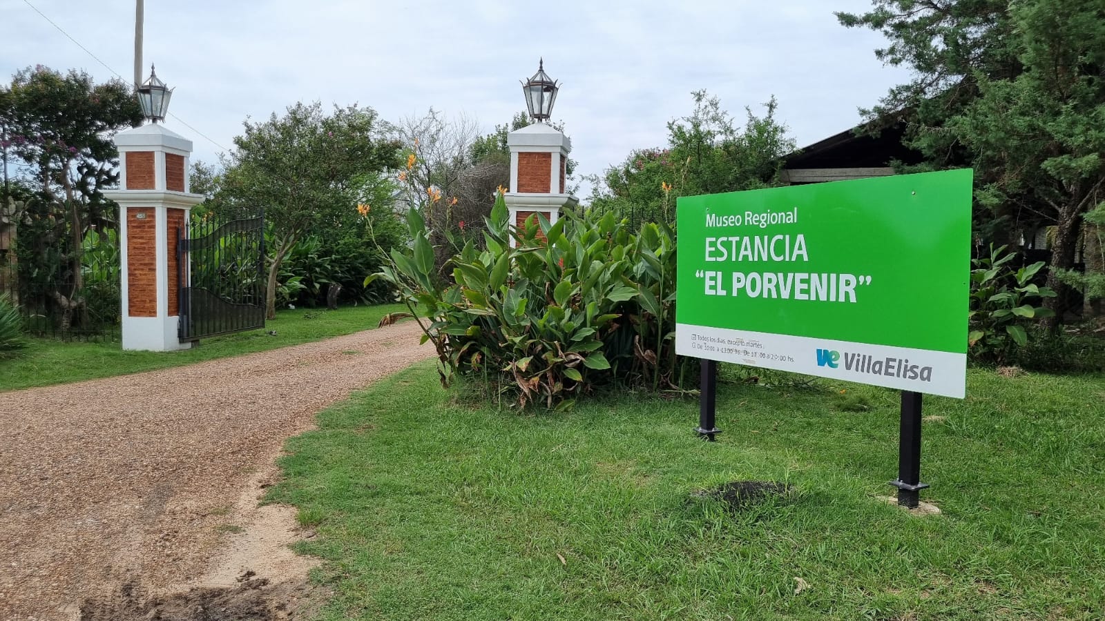 Puesta en valor del ingreso a la Estancia Museo El Porvenir