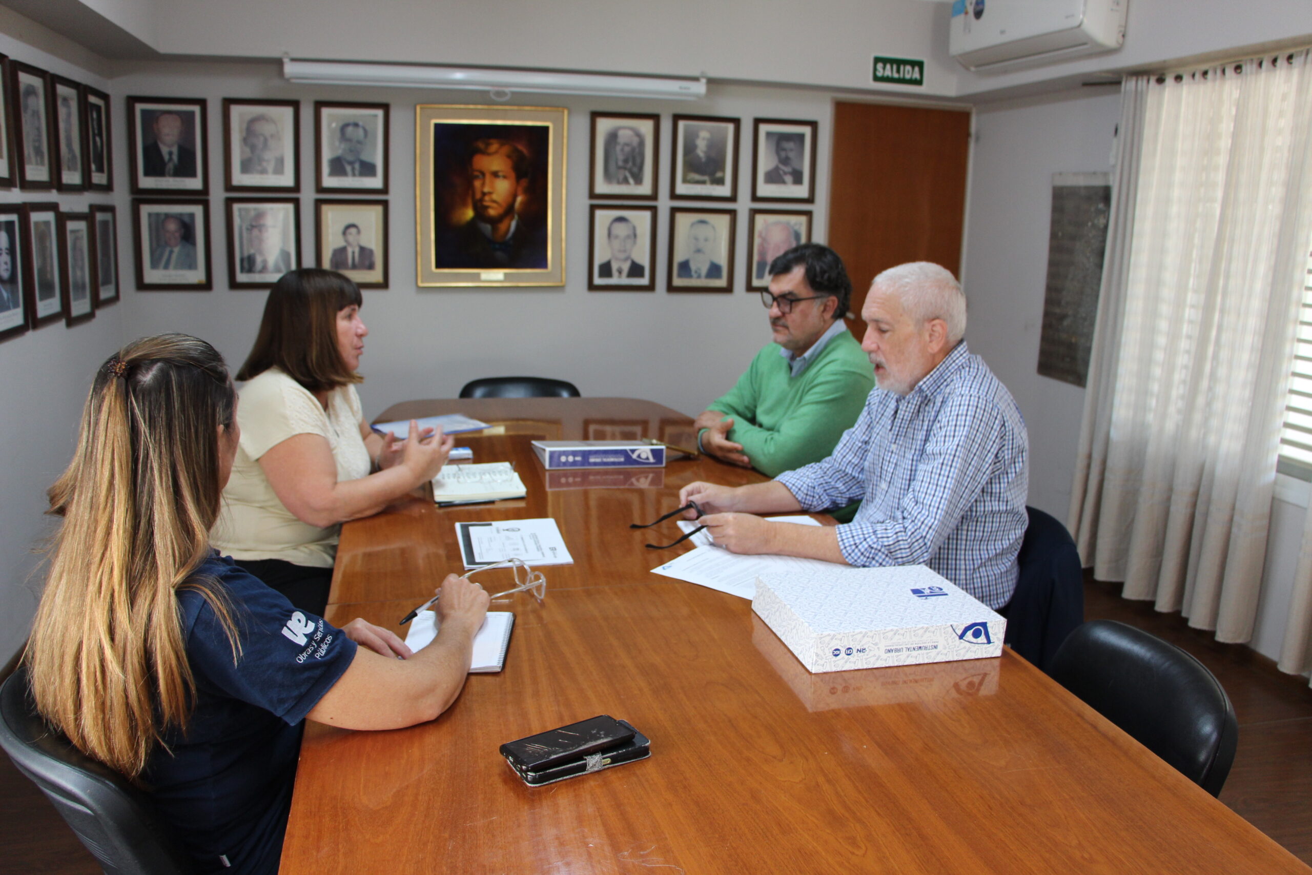 Encuentro con autoridades del IAPV