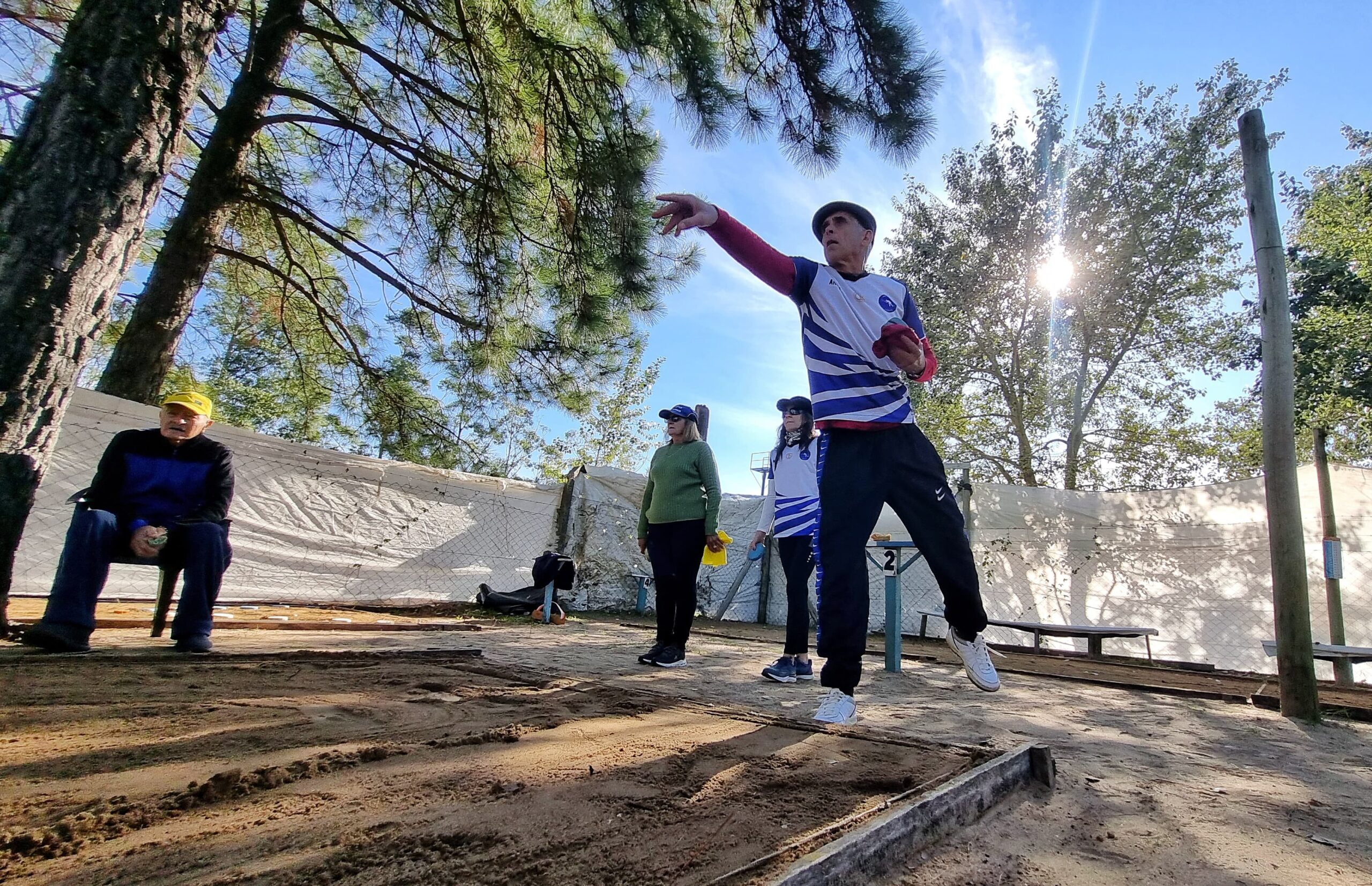 Villa Elisa tuvo su primera jornada de Abuelos en Acción