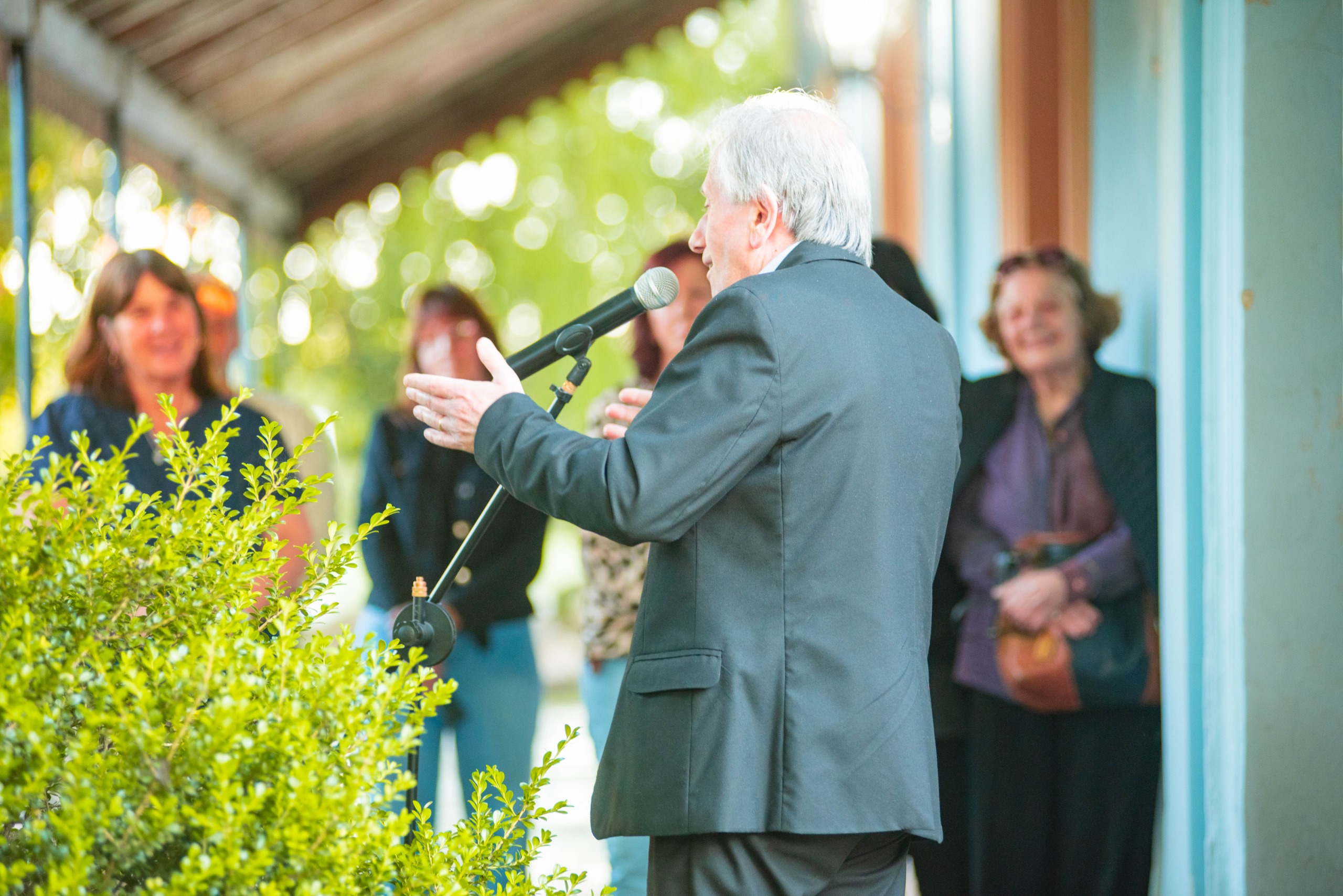 Villa Elisa rindió honor a su fundador Héctor de Elía