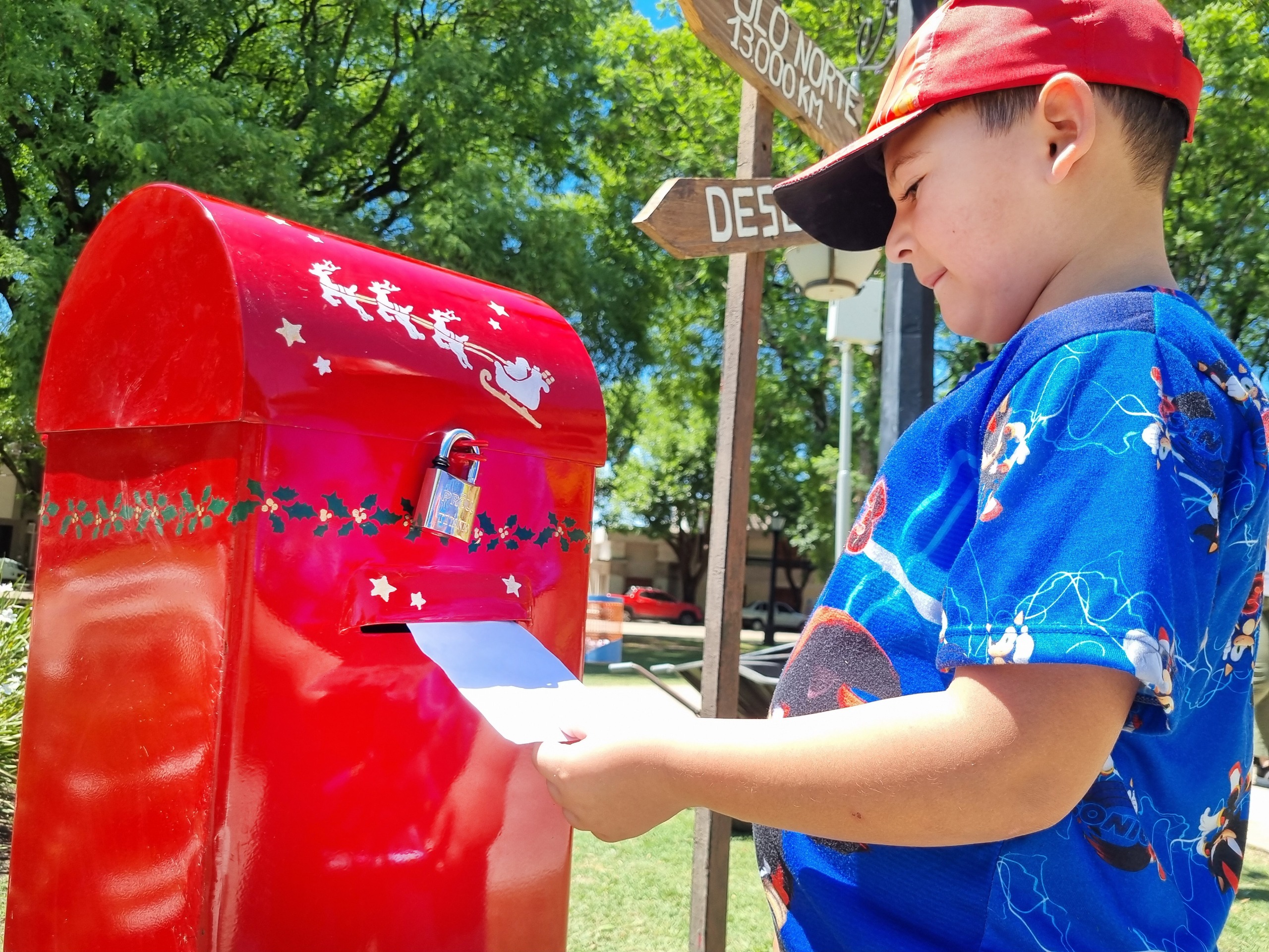 Escribí tu carta para Papá Noel y dejala en el buzón de Plaza San Martín