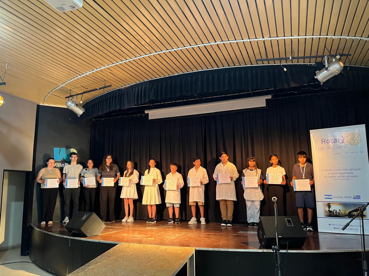 Reconocimiento a alumnos elisenses elegidos como mejores compañeros