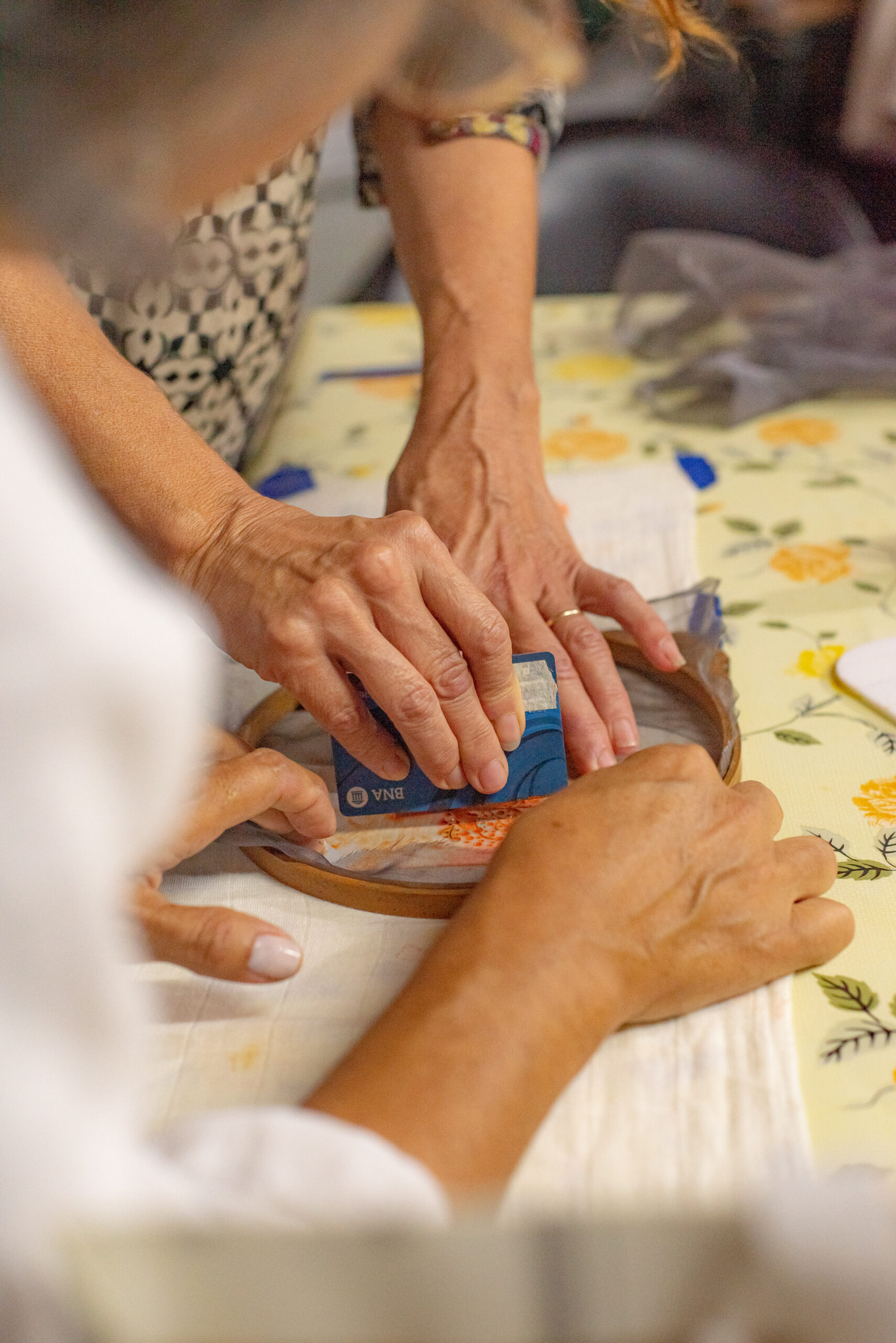 Texturas en movimiento: crea tus propios cuadros con diferentes materiales
