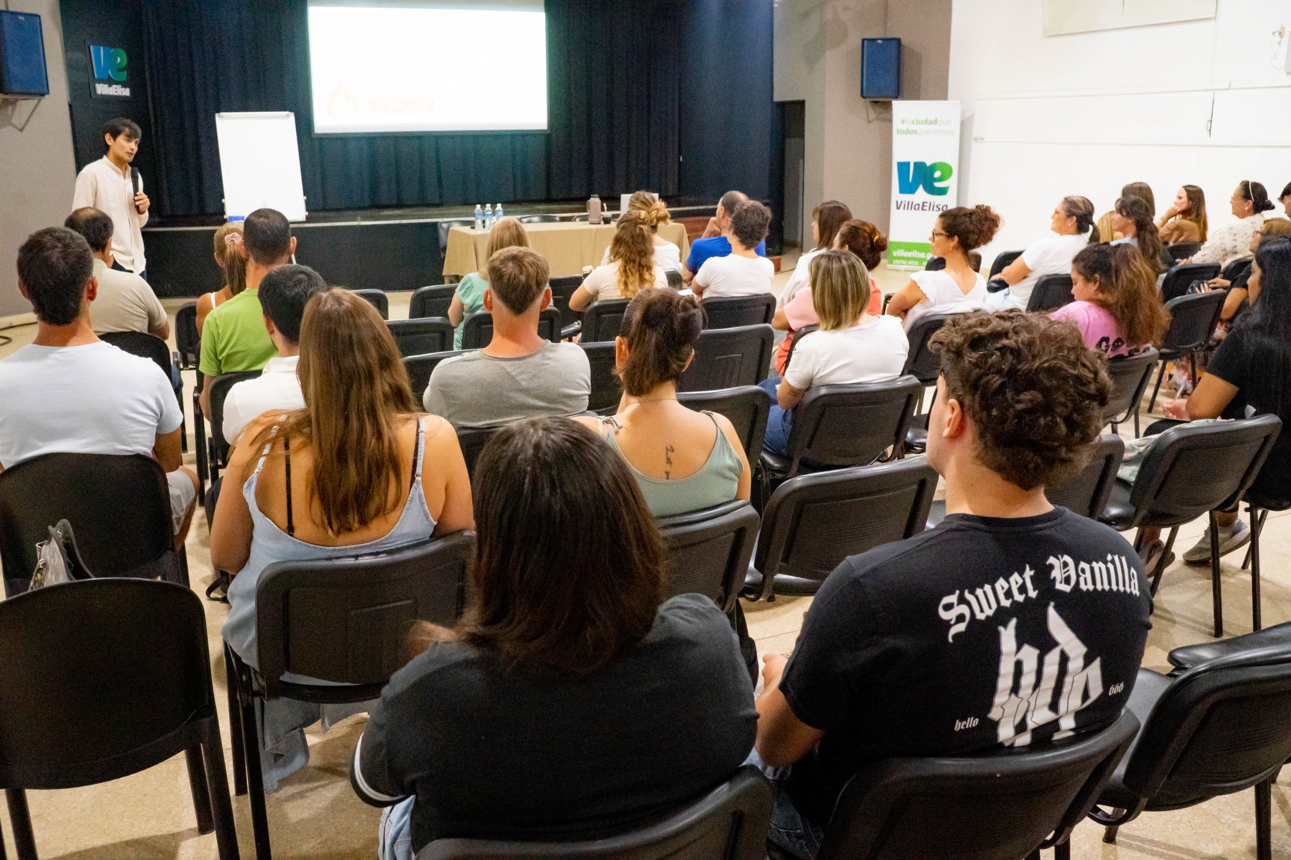 Se realizó la capacitación “El Camino del emprendedor – Primeros pasos del camino emprendedor” en Villa Elisa