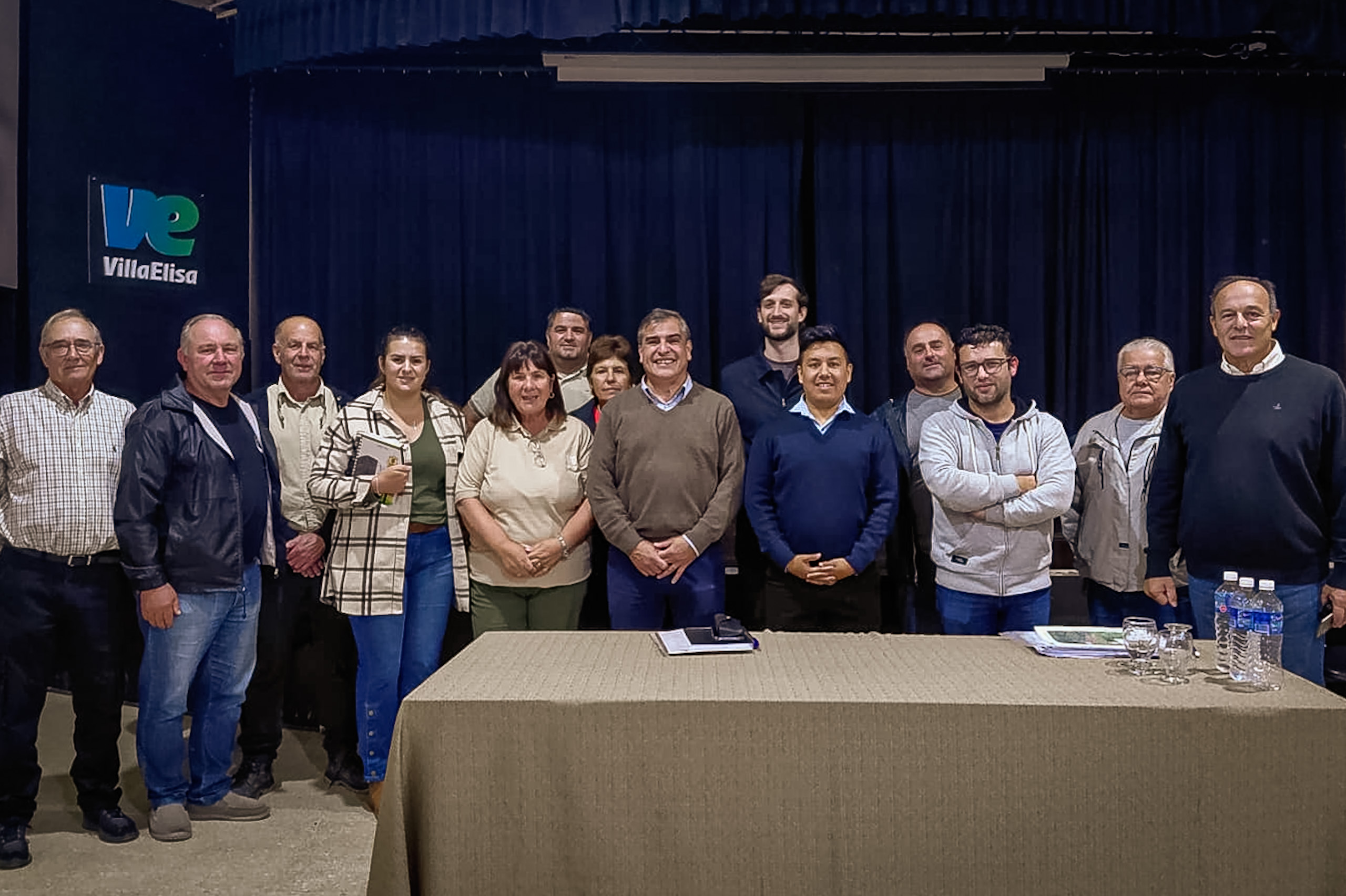 Vialidad provincial firmó acuerdos para mejorar caminos rurales del departamento Colón