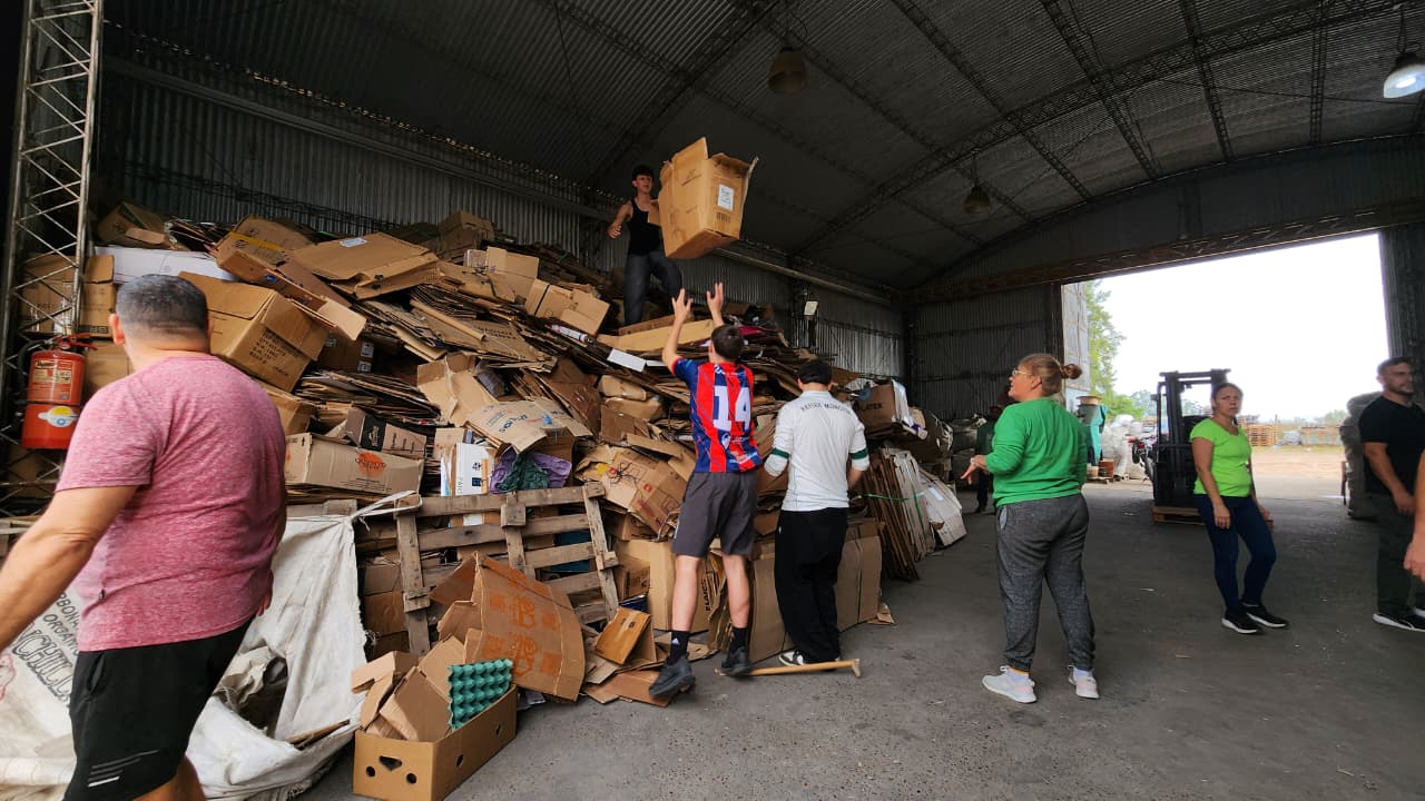 La Promo 2026 tuvo su RECICLATÓN