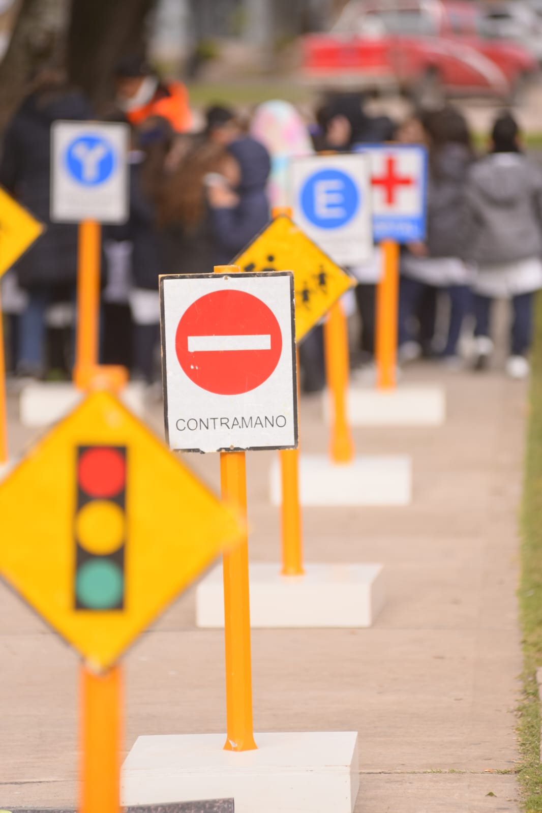 Jornada de educación vial para alumnos de escuelas primarias y secundarias