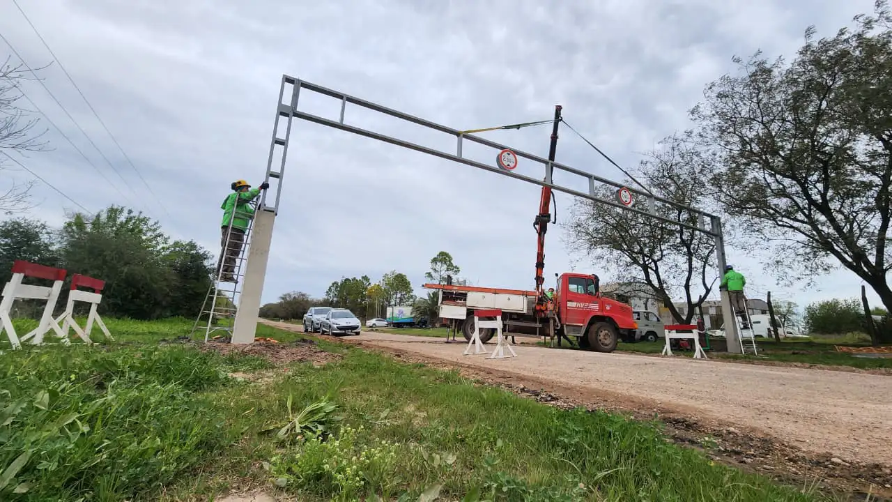 Nuevo limitador de altura en Bv. Churruarín