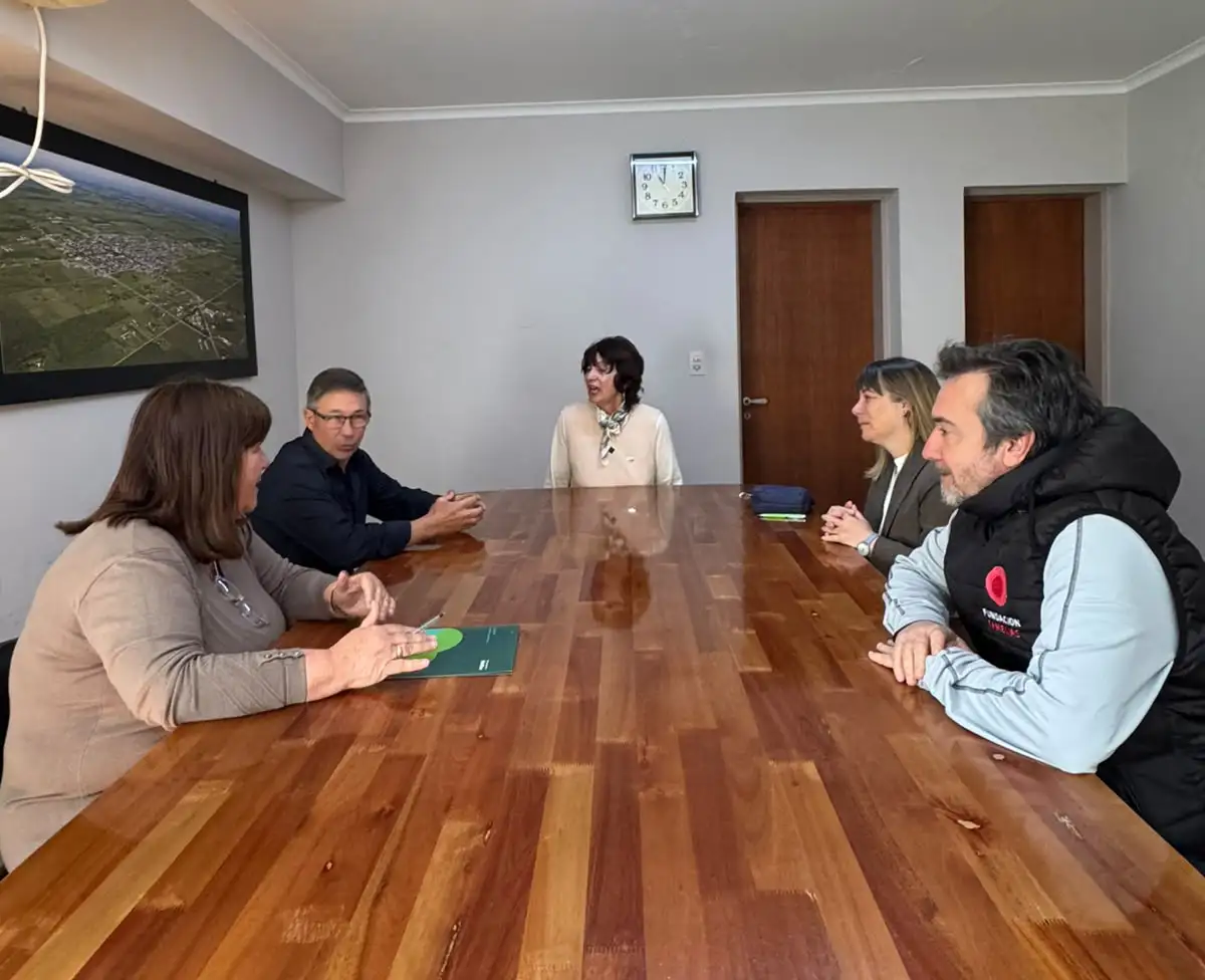 Se firmó un convenio para llevar adelante la especialización en Enoturismo
