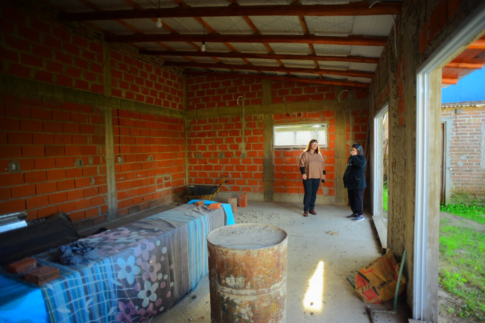 Avanza la construcción del salón multiuso del Comedor Evita