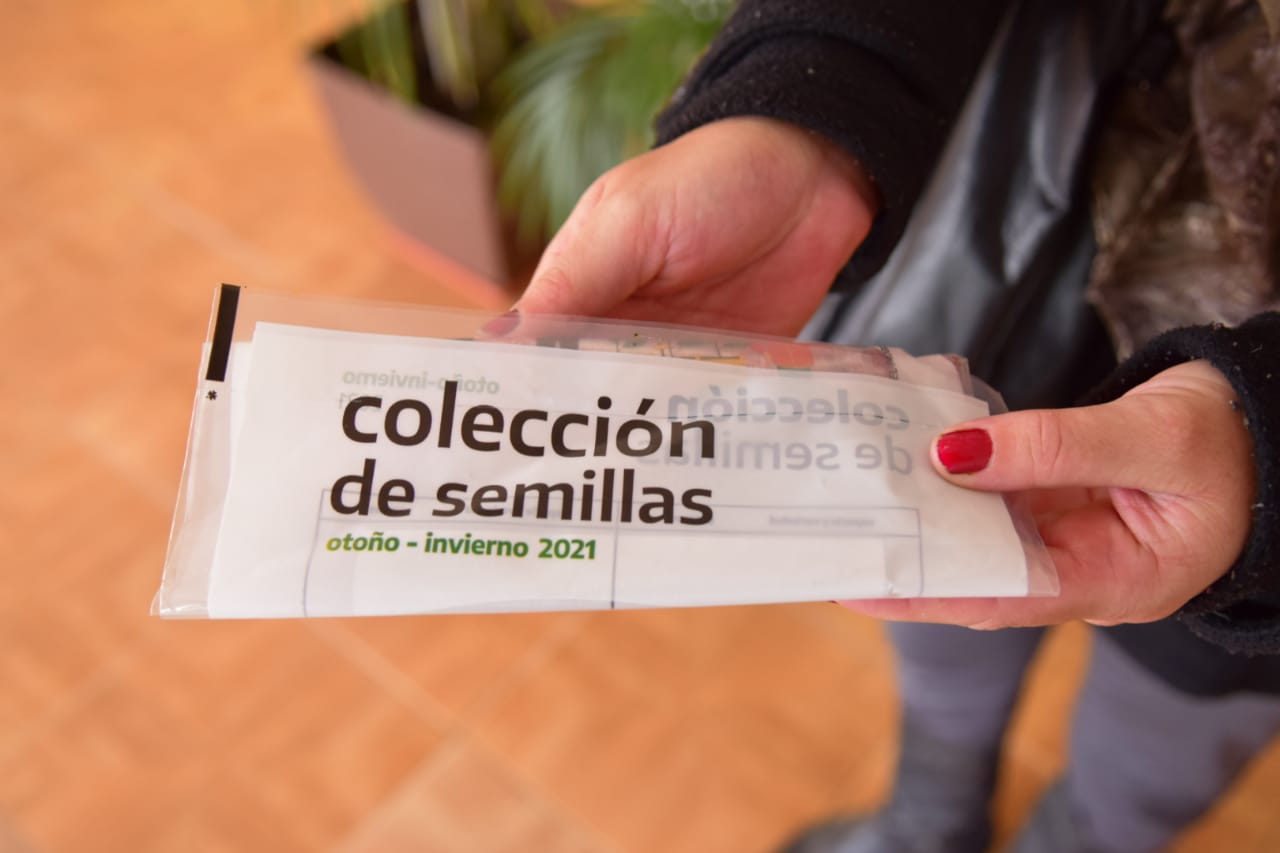 Comenzamos con la entrega de semillas de la nueva temporada otoño-invierno