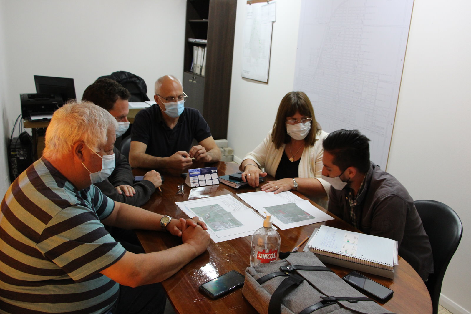 Acciones iniciales a la obra de ampliación de la red cloacal en Villa Elisa