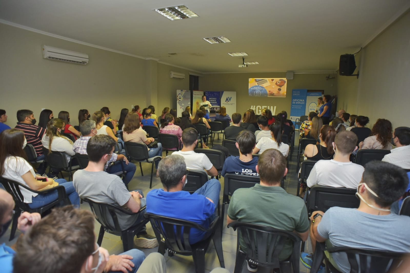Villa Elisa Activa fue parte de la Semana del Emprendedor